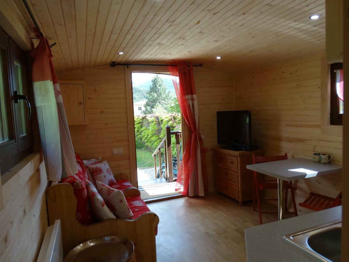 Châtillon-en-Diois La Roulotteヴィラ エクステリア 写真